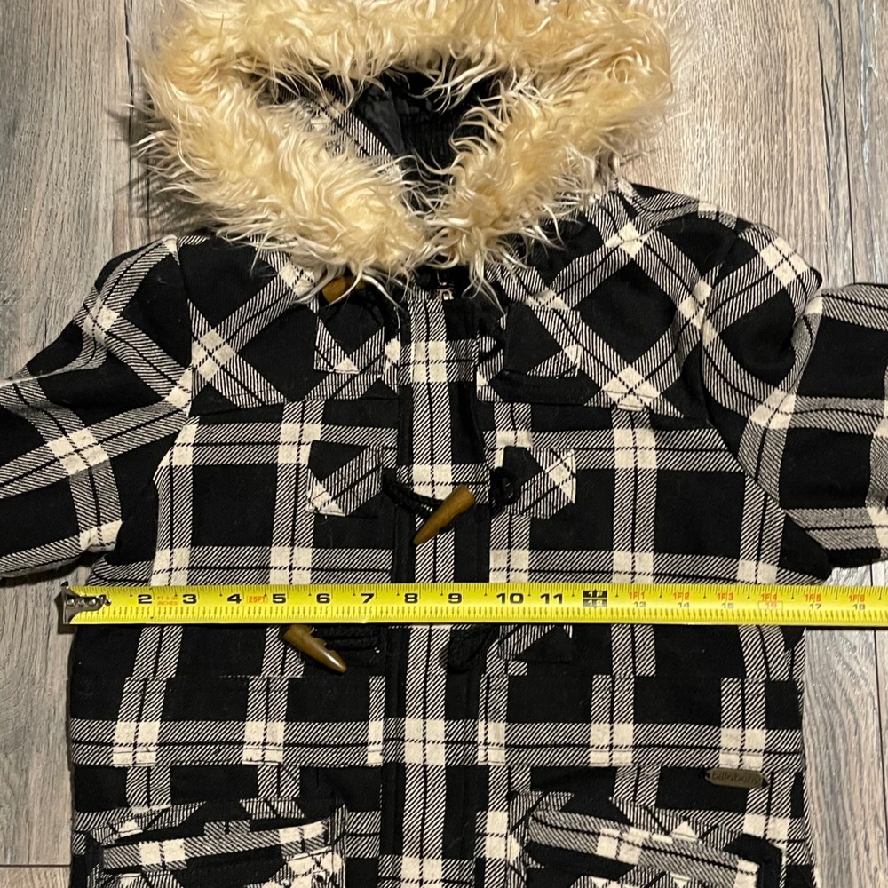 Billabong Plaid Wool Blend Hooded Jacket Faux Fur Trim Toggle Black‎ White M - Picture 4 of 10